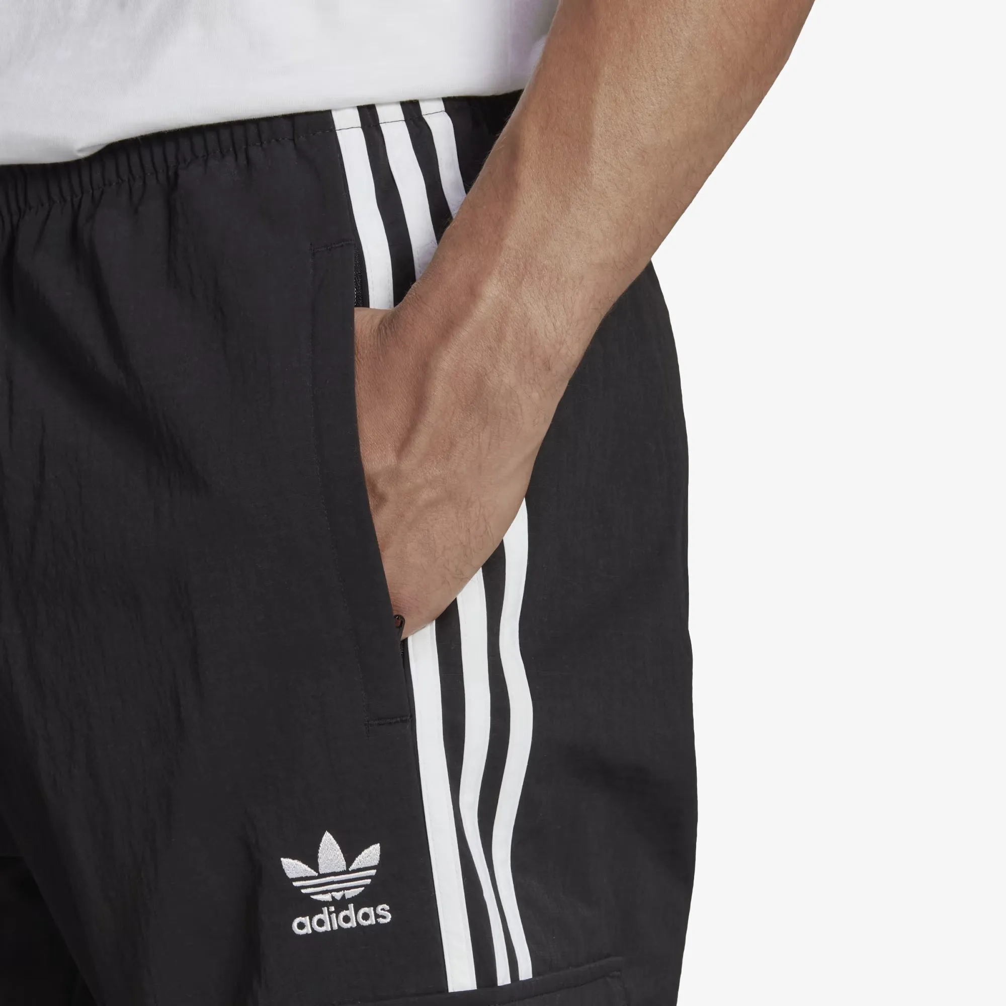 ADICOLOR CLASSICS 3-STRIPES CARGO PANTS 'BLACK'