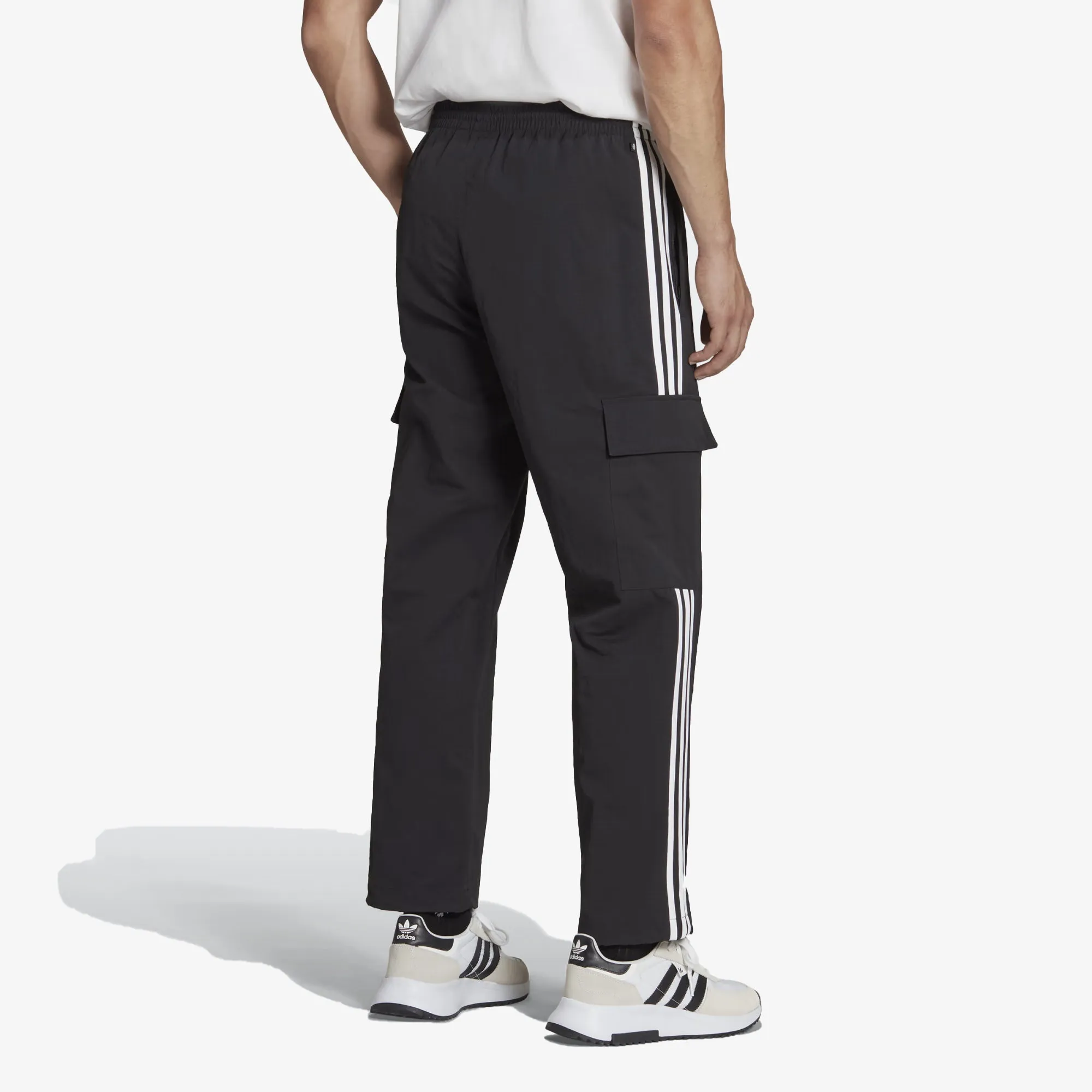 ADICOLOR CLASSICS 3-STRIPES CARGO PANTS 'BLACK'