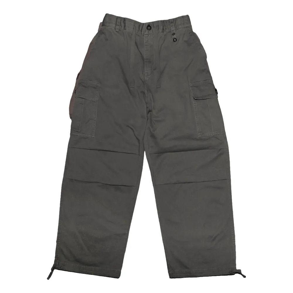 OPEN DIALOGUE KNEE PLEATED CARGO PANTS-GREY