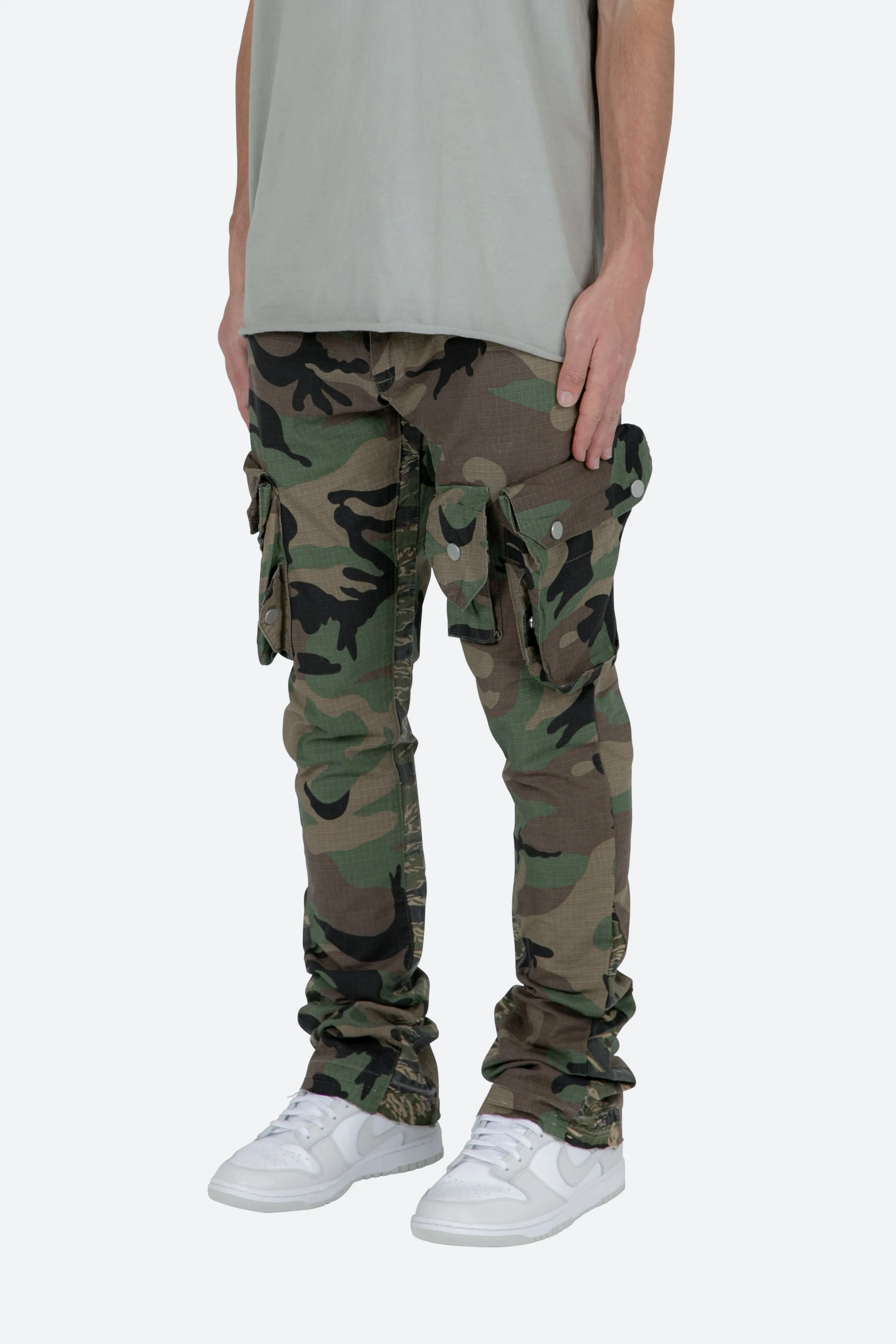 Patch Pocket Flare Cargo Pants - Camo