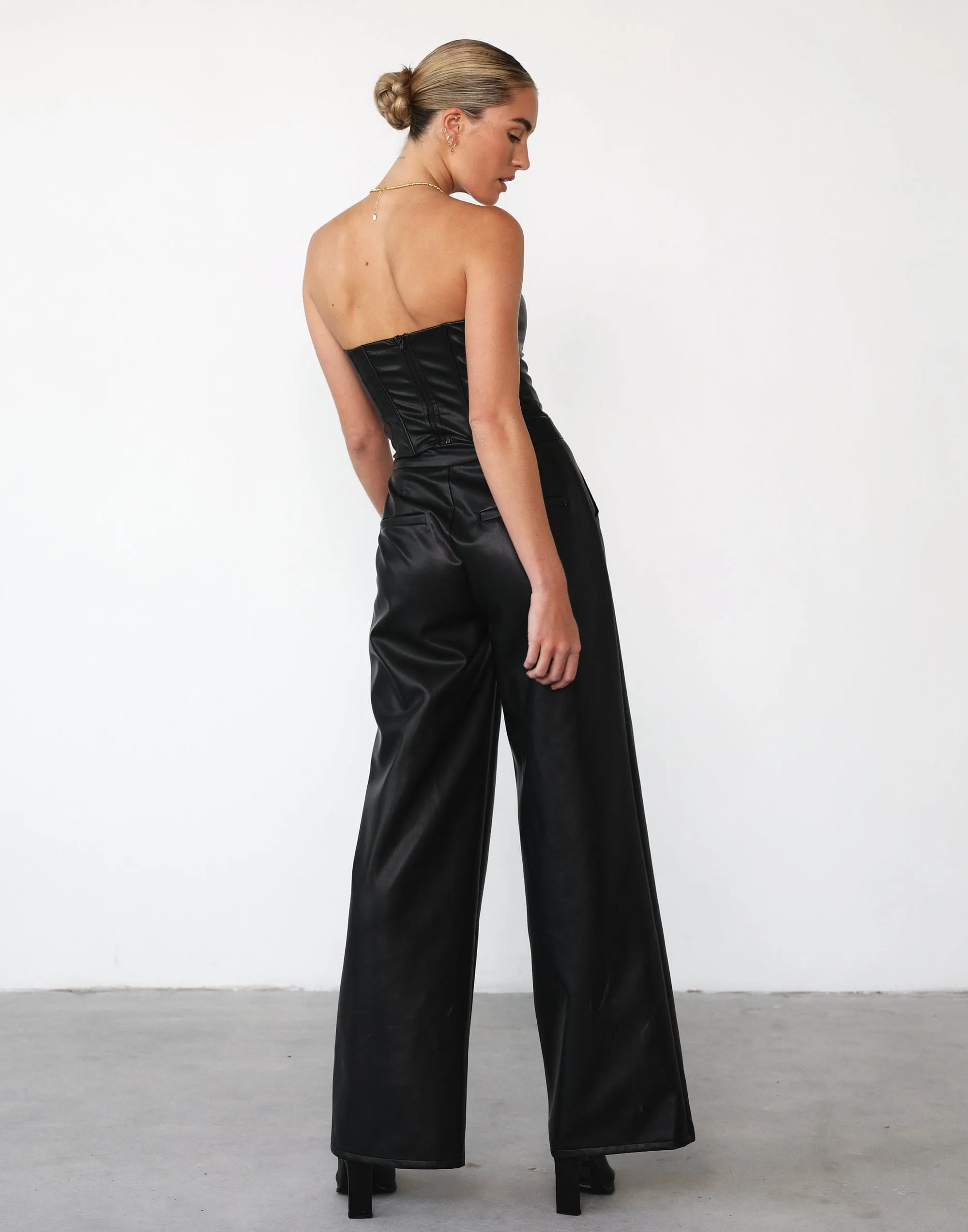 Raven Pants (Black)