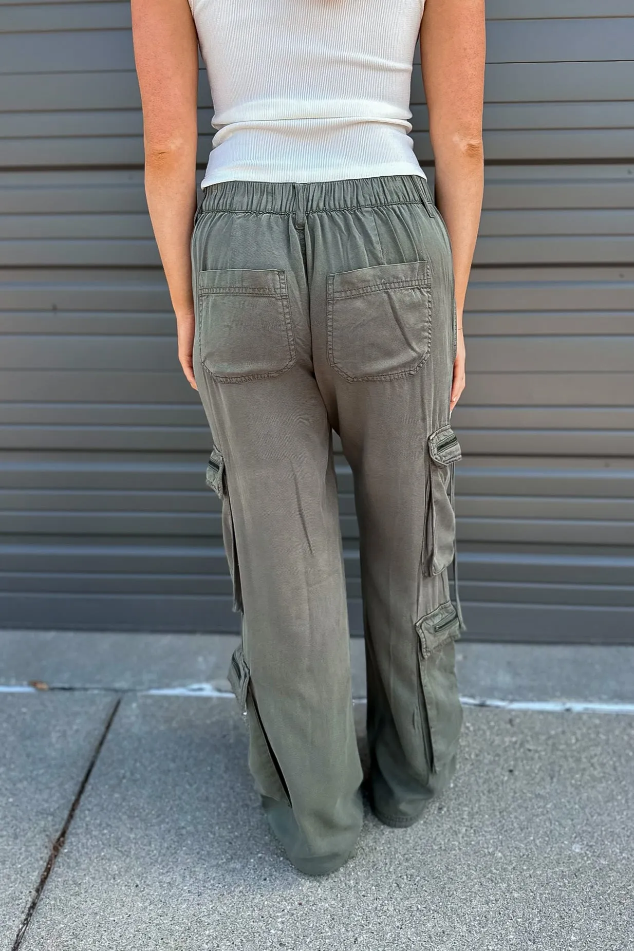 Sunday Cargo Pants Olive