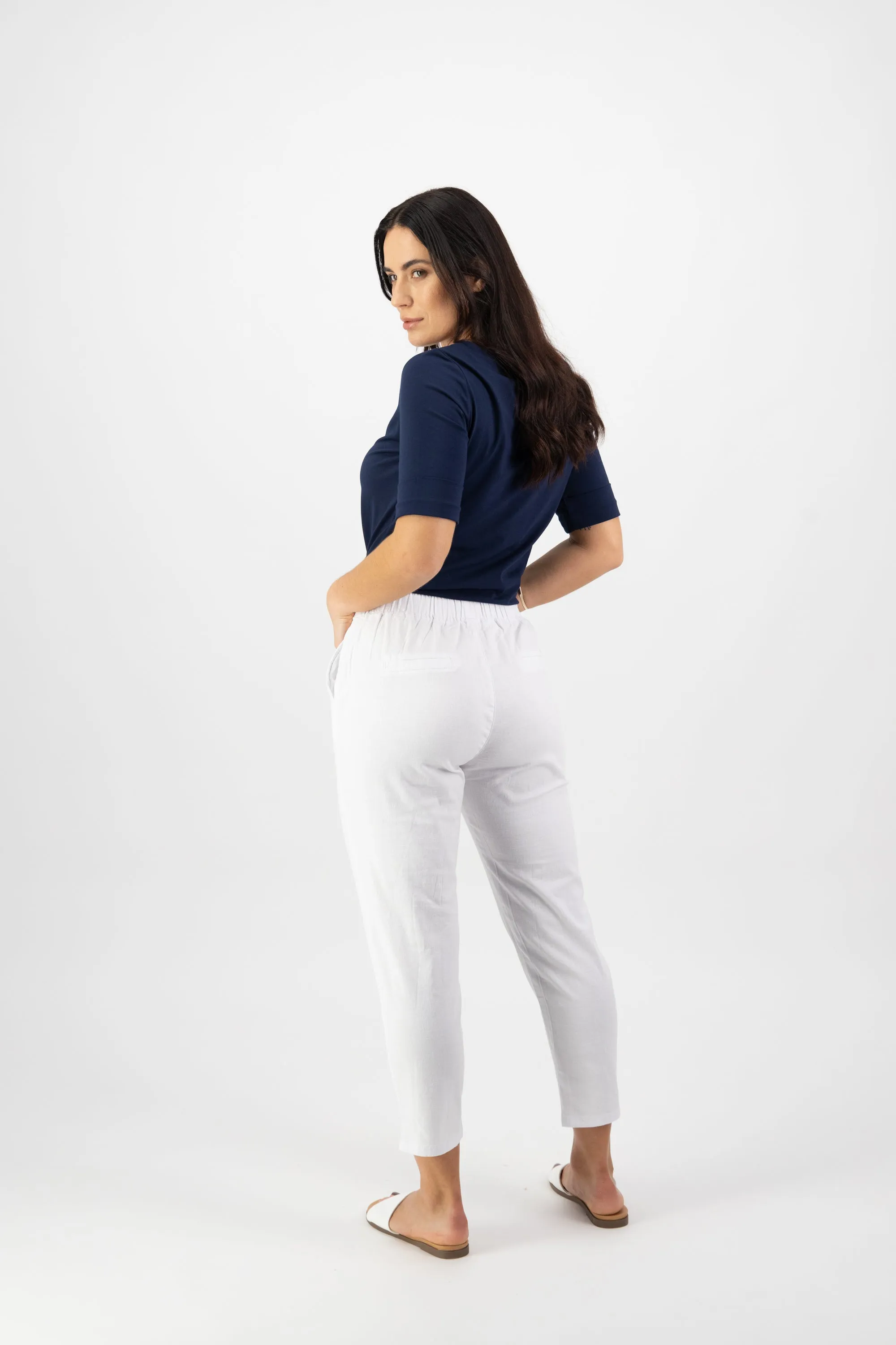 Vassalli 7/8 Leg Elastic Waist Pant - White