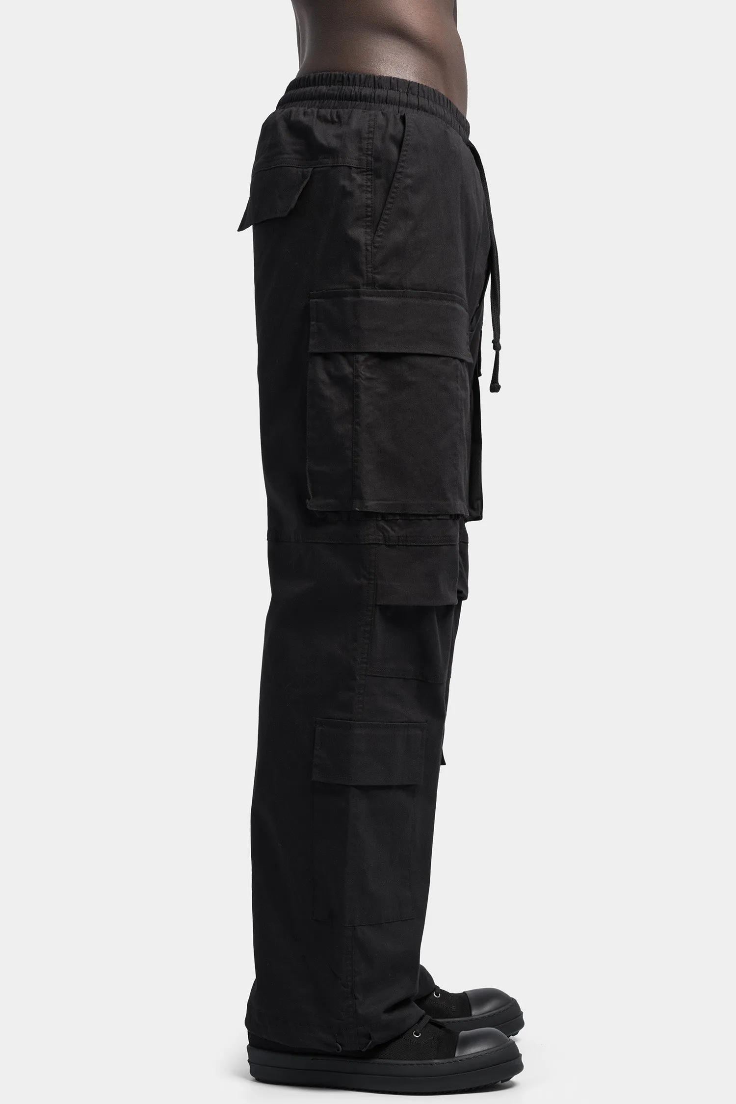 Wide cargo pants, Black